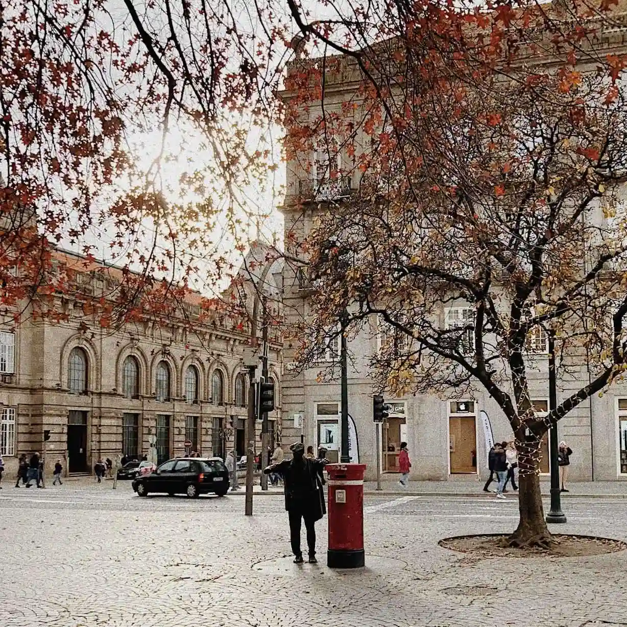 Plaza de Bruselas en la golden hour